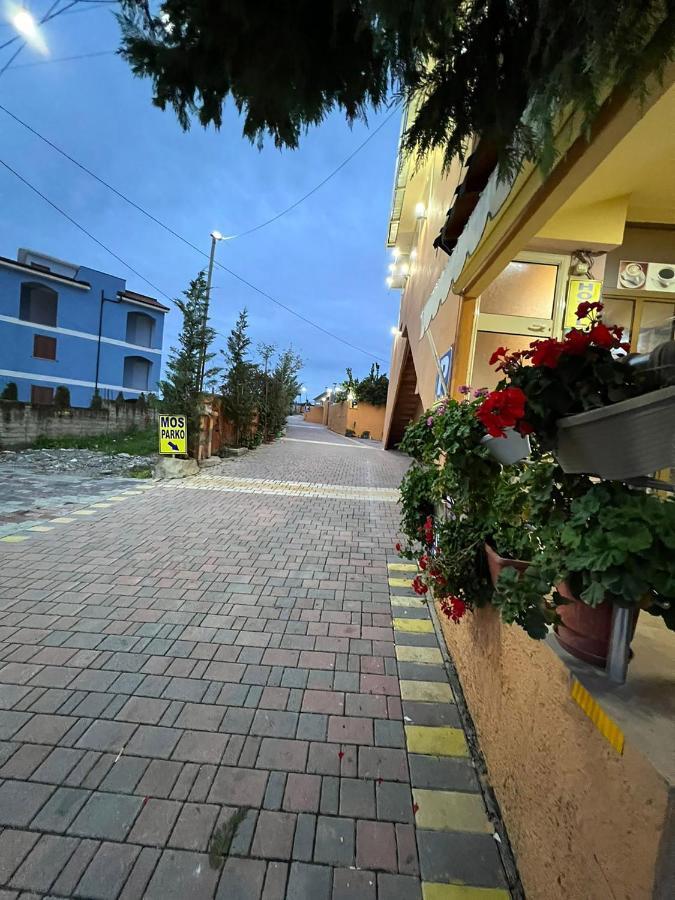 Hotel Ziku Durres Exterior photo